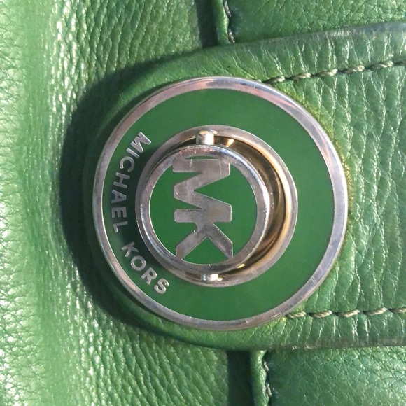 Michael Kors green leather & chain leather strap - Picture 2 of 5